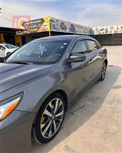 نيسان ألتيما